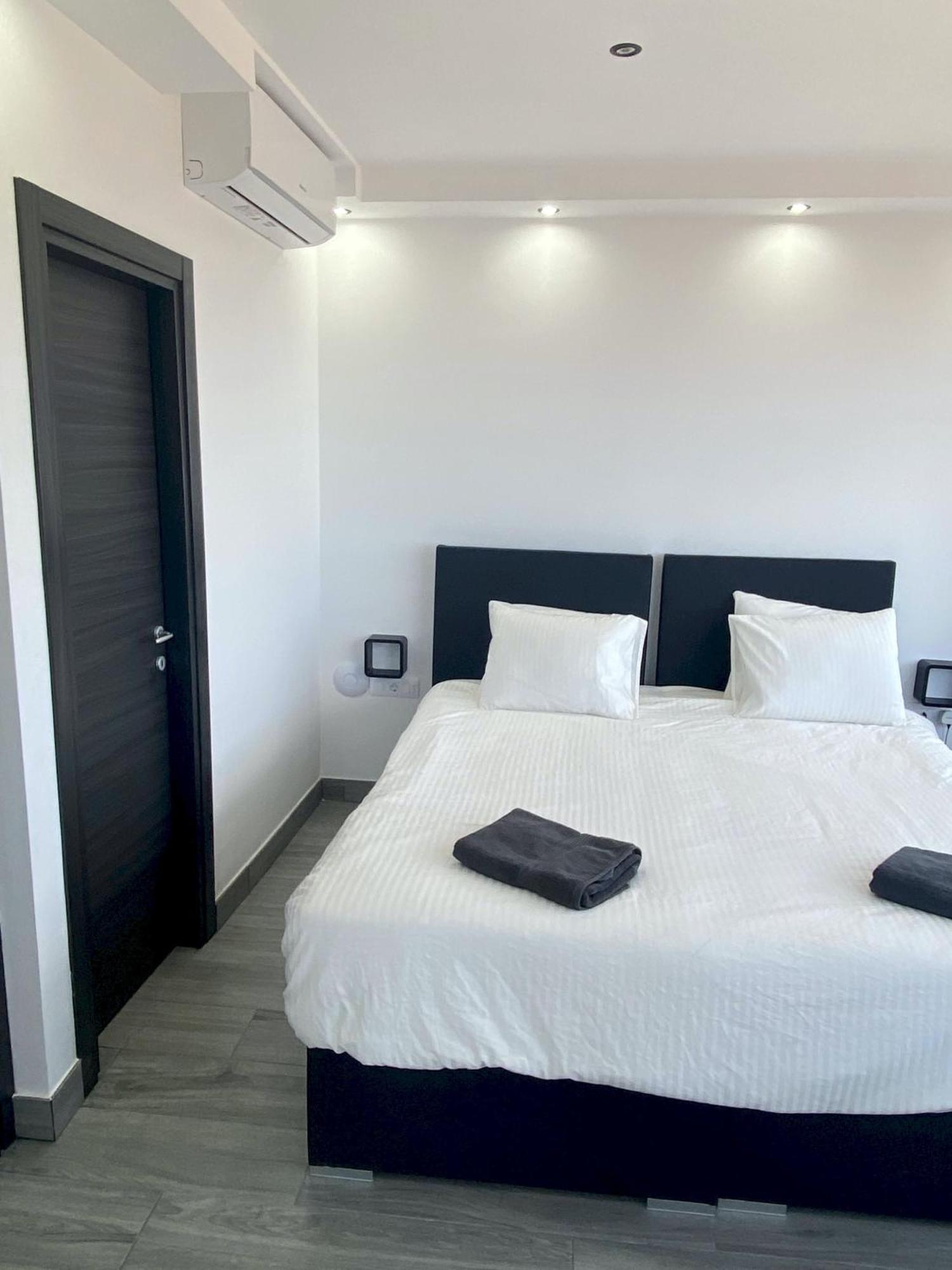 Villa Poseidon Corralejo With Private Heated Pool, Sauna And Stunning Volcano Views By Amazzzing Travel Exterior foto